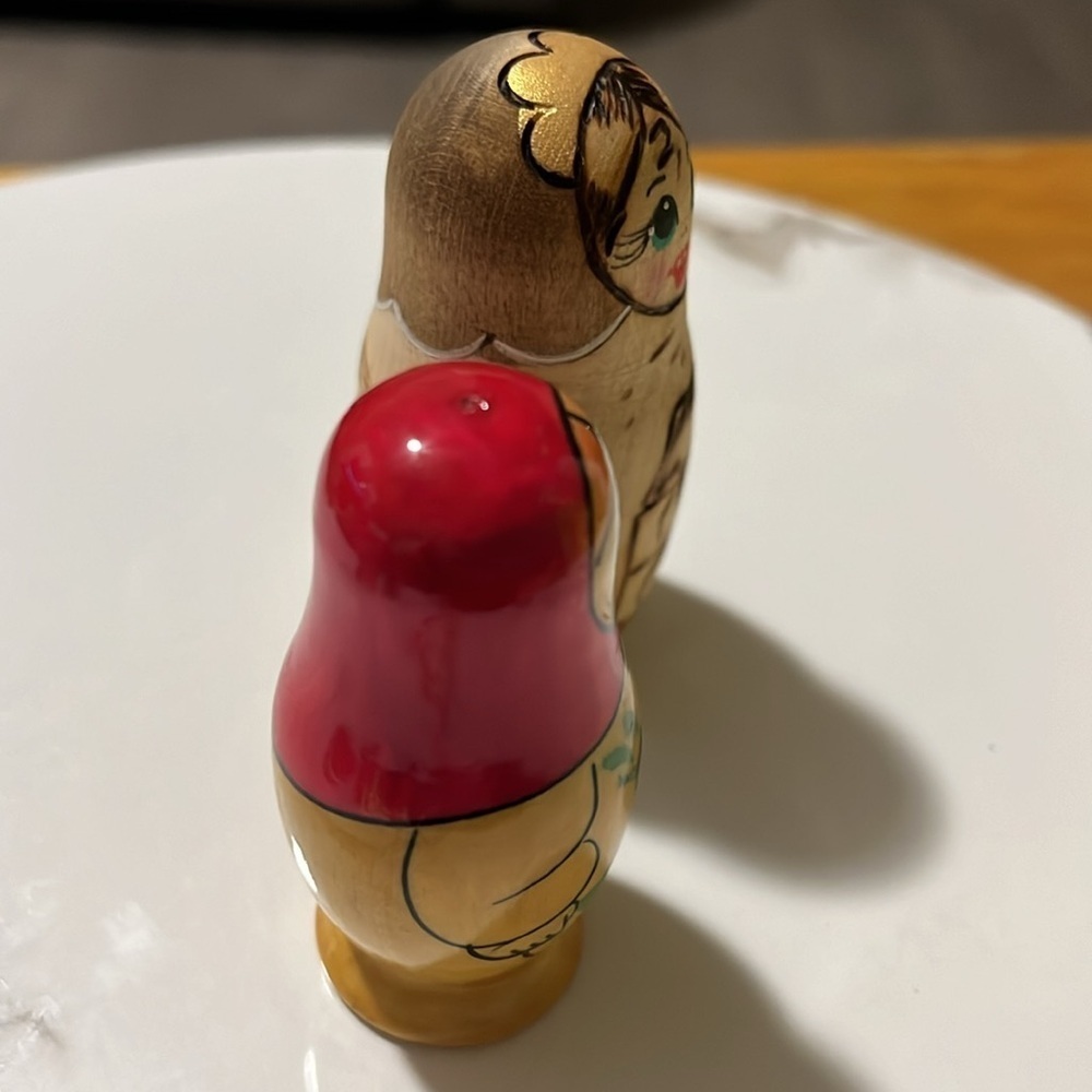 Vintage Handpainted Russian Miniature Wood Dolls - Picture 5 of 6